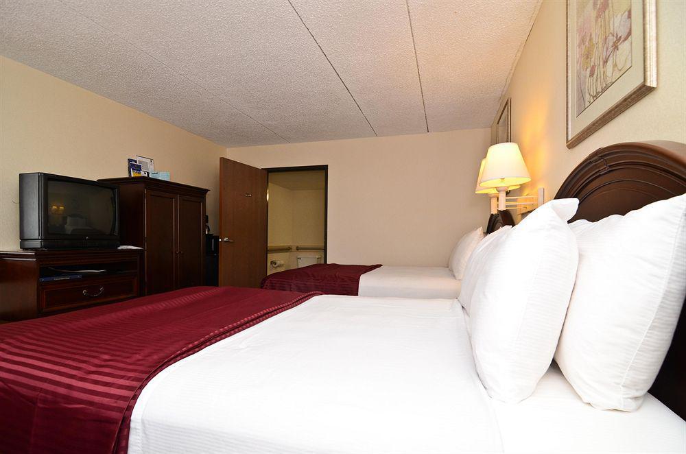 Mho Inn And Suites Monmouth Junction Room photo